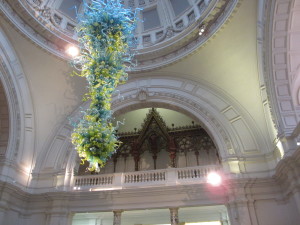Chihuly sculpture